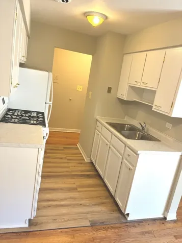 5420 North Kenmore Avenue Chicago IL 60640