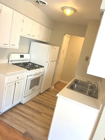 5420 North Kenmore Avenue Chicago IL 60640