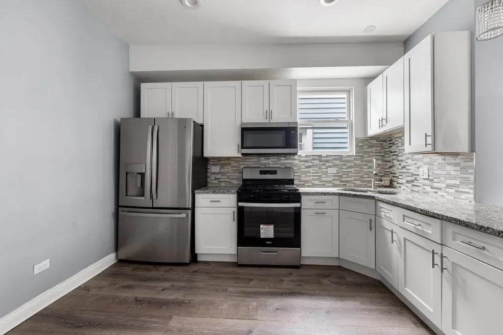1615 South Komensky Avenue Chicago IL 60623