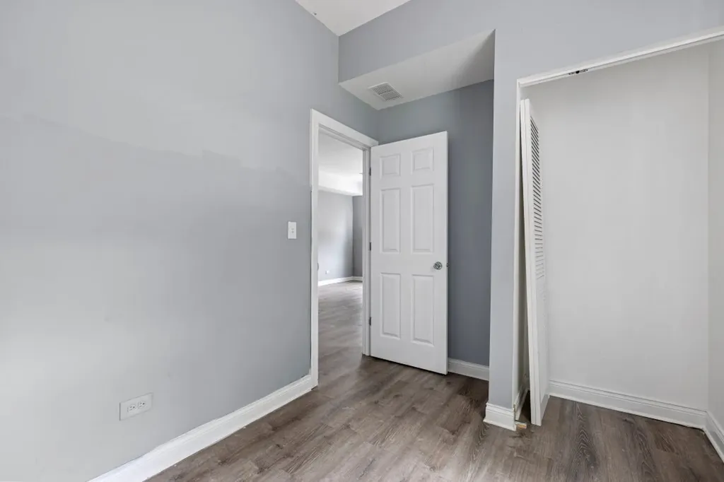 1615 South Komensky Avenue Chicago IL 60623
