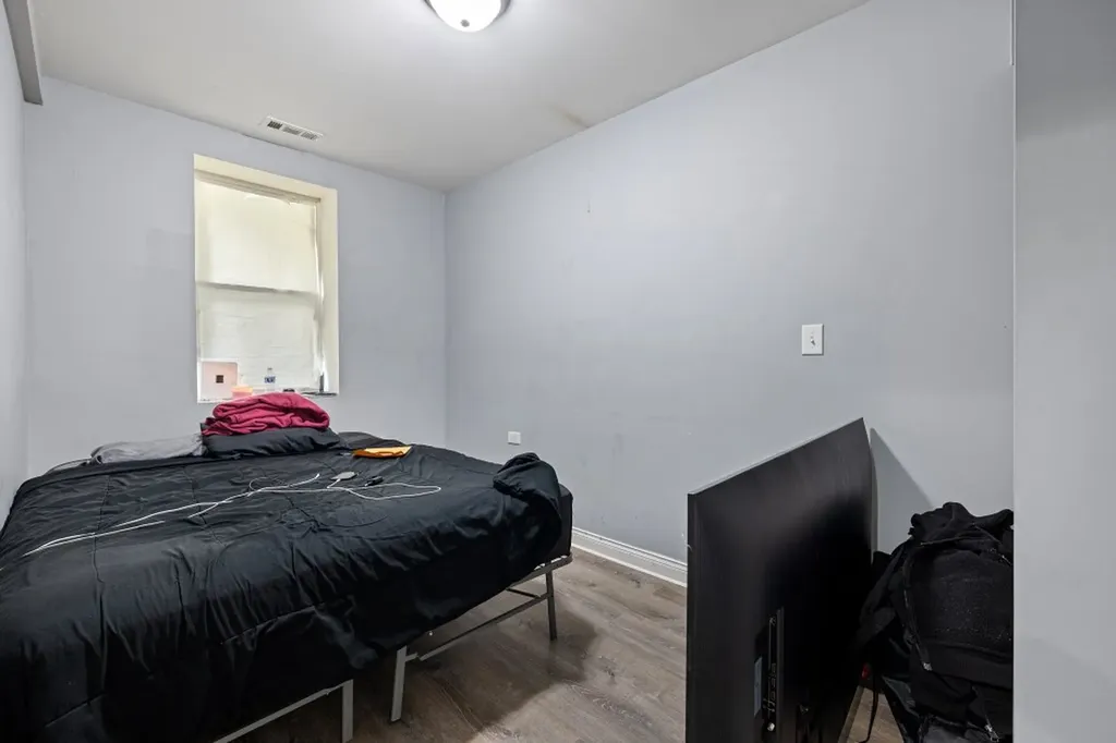 1615 South Komensky Avenue Chicago IL 60623