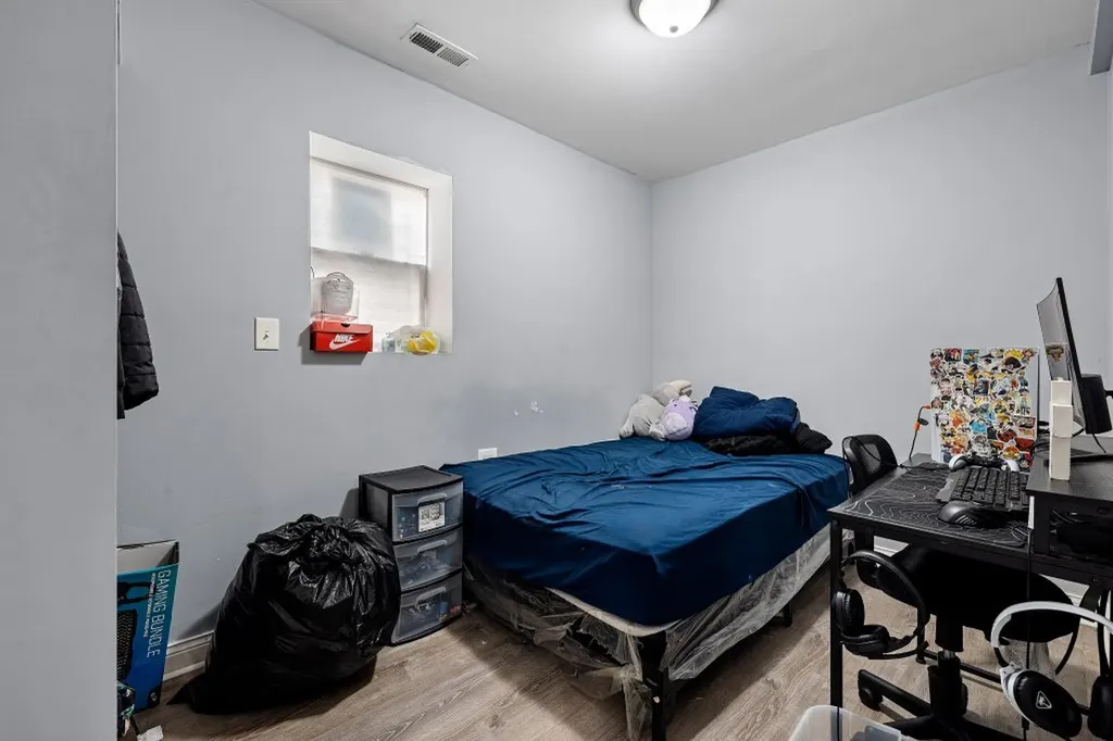 1615 South Komensky Avenue Chicago IL 60623