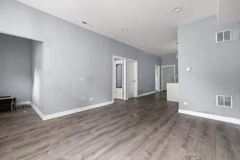 1615 South Komensky Avenue Chicago IL 60623