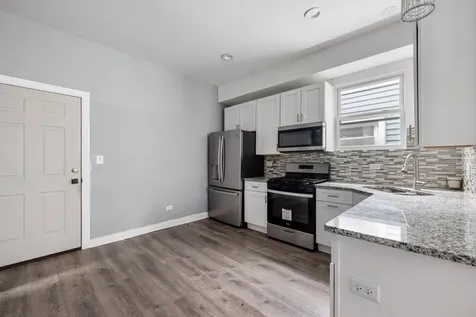 1615 South Komensky Avenue Chicago IL 60623