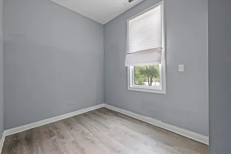 1615 South Komensky Avenue Chicago IL 60623