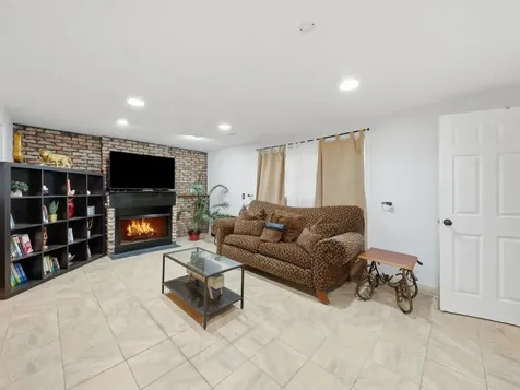 1829 217TH Place Sauk Village IL 60411
