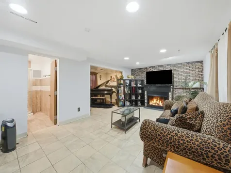 1829 217TH Place Sauk Village IL 60411