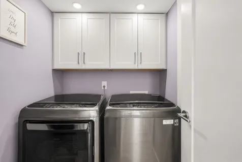 16 Briar Hill Circle Champaign IL 61822