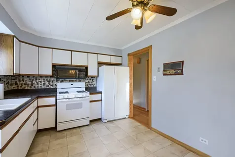 5839 Edward Drive Oak Forest IL 60452