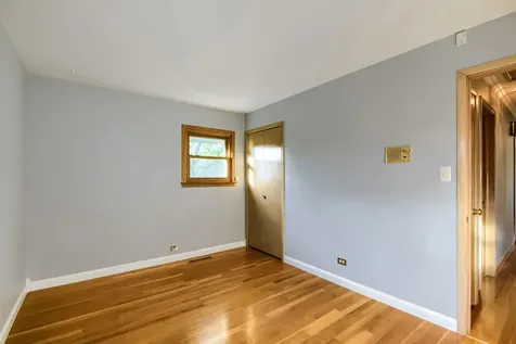 5839 Edward Drive Oak Forest IL 60452