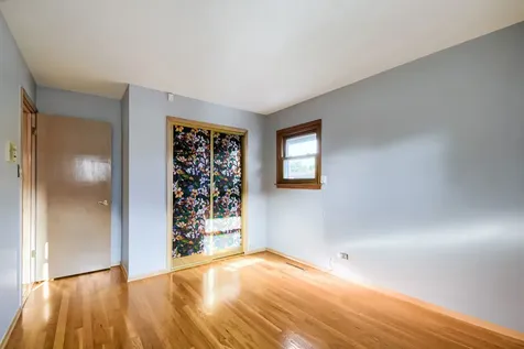 5839 Edward Drive Oak Forest IL 60452