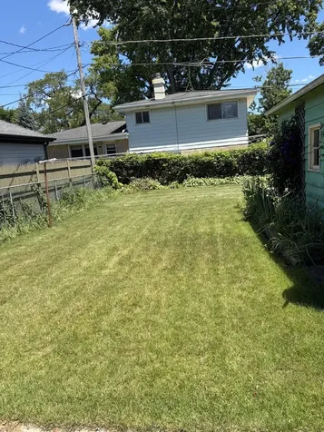 231 Lincoln Lane Wheeling IL 60090