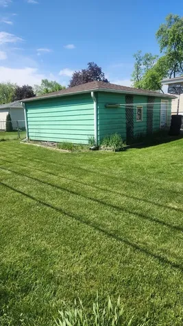 231 Lincoln Lane Wheeling IL 60090