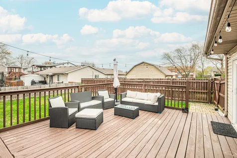 810 Oakton Avenue Romeoville IL 60446
