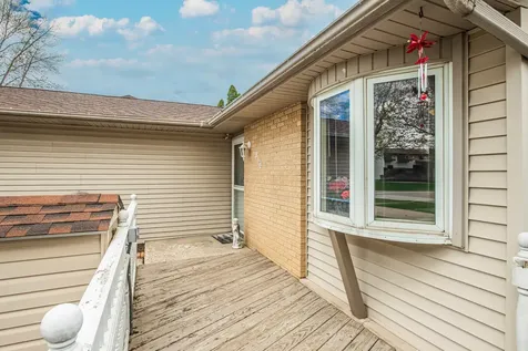 810 Oakton Avenue Romeoville IL 60446