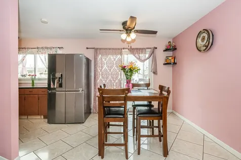810 Oakton Avenue Romeoville IL 60446