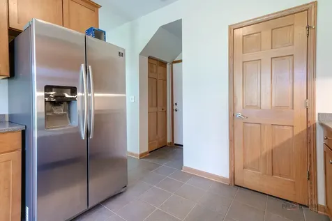 2636 Pondview Drive Algonquin IL 60102