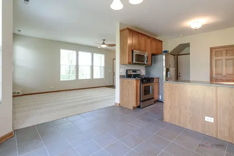 2636 Pondview Drive Algonquin IL 60102