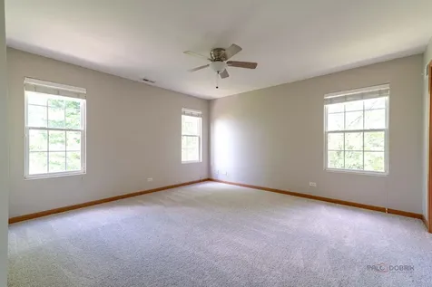 2636 Pondview Drive Algonquin IL 60102