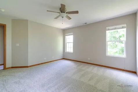 2636 Pondview Drive Algonquin IL 60102