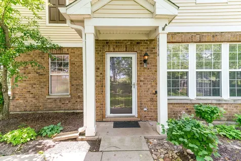 2636 Pondview Drive Algonquin IL 60102