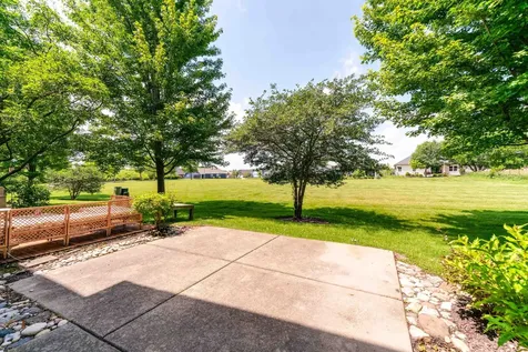 2636 Pondview Drive Algonquin IL 60102