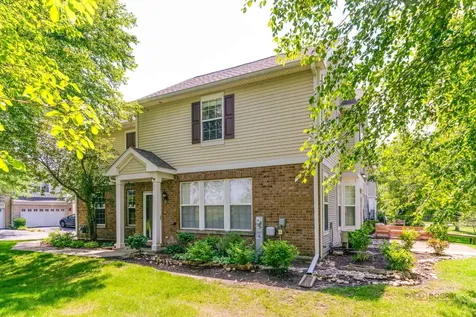 2636 Pondview Drive Algonquin IL 60102
