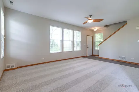 2636 Pondview Drive Algonquin IL 60102