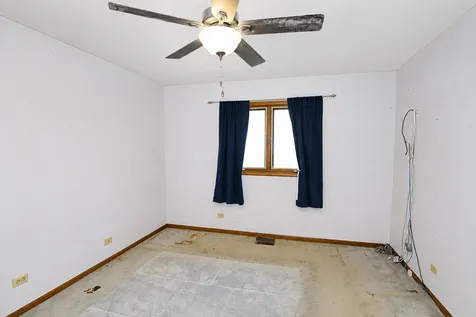 4N275 Avard Road West Chicago IL 60185
