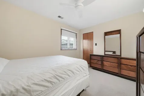 10521 South Roberts Road Palos Hills IL 60465