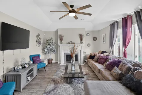 1692 185TH Street Lansing IL 60438