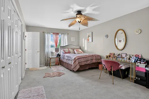 1692 185TH Street Lansing IL 60438