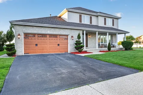 1692 185TH Street Lansing IL 60438