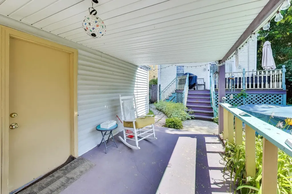 5730 West Windsor Avenue Chicago IL 60630