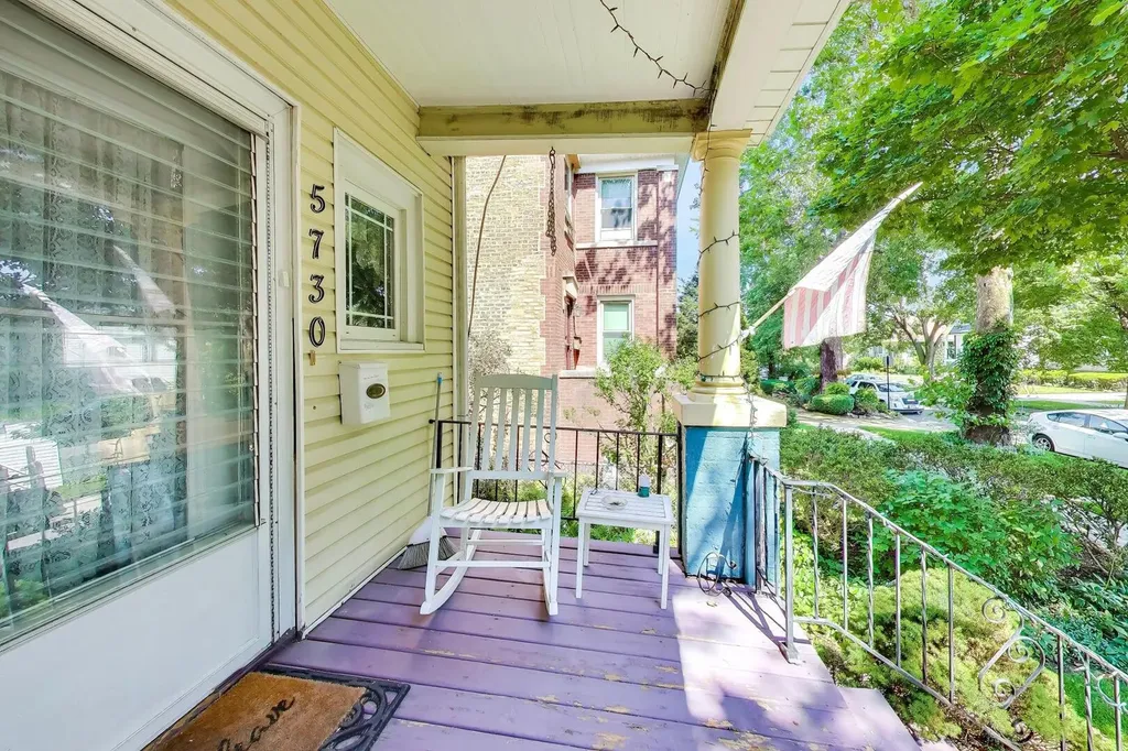 5730 West Windsor Avenue Chicago IL 60630