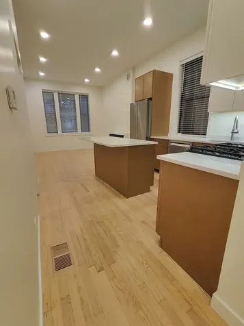 2132 West Potomac Avenue Chicago IL 60622