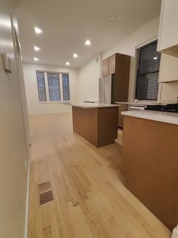 2132 West Potomac Avenue Chicago IL 60622