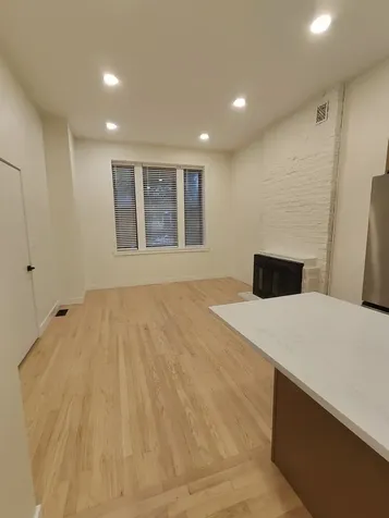2132 West Potomac Avenue Chicago IL 60622