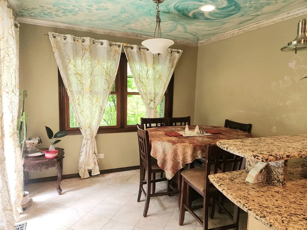 1629 Holly Lane Darien IL 60561