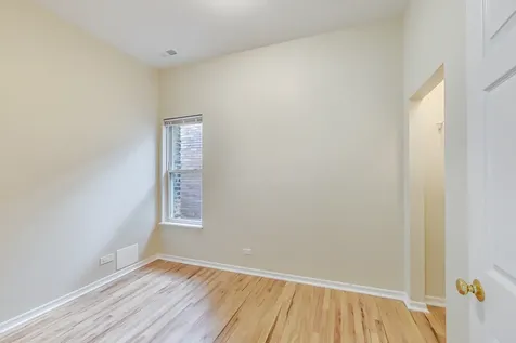 2323 North Cambridge Avenue Chicago IL 60614