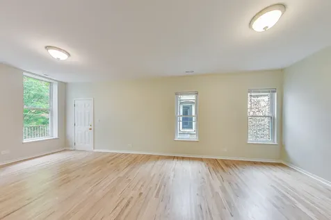 2323 North Cambridge Avenue Chicago IL 60614