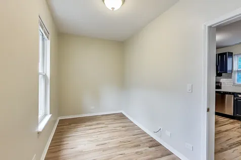 2323 North Cambridge Avenue Chicago IL 60614