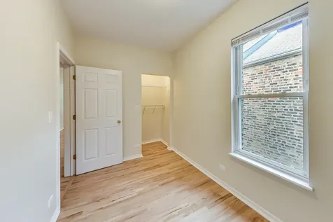 2323 North Cambridge Avenue Chicago IL 60614