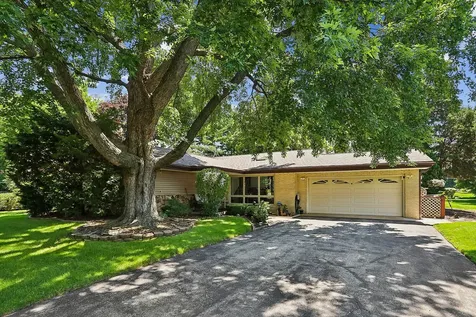 20W135 98TH Street Lemont IL 60439