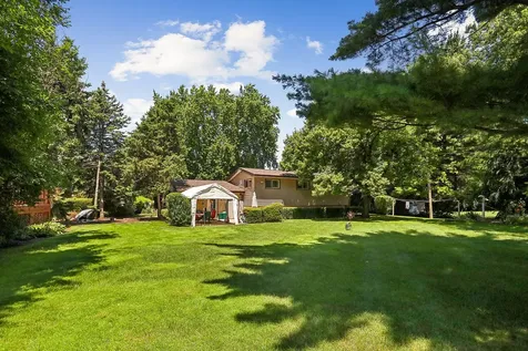 20W135 98TH Street Lemont IL 60439