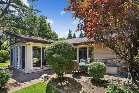 20W135 98TH Street Lemont IL 60439