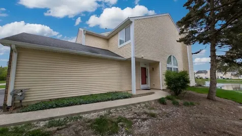 150 Winchester Drive Streamwood IL 60107