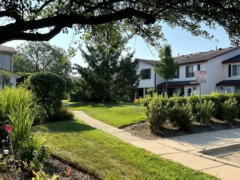 341 Jefferson Court Vernon Hills IL 60061