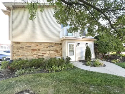 341 Jefferson Court Vernon Hills IL 60061