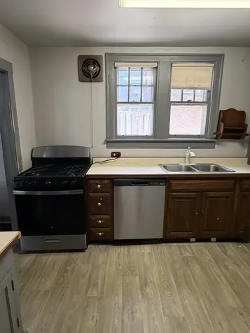 430 West Virginia Street Crystal Lake IL 60014